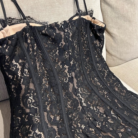 Lace Mini Dress - Picture 4 of 5